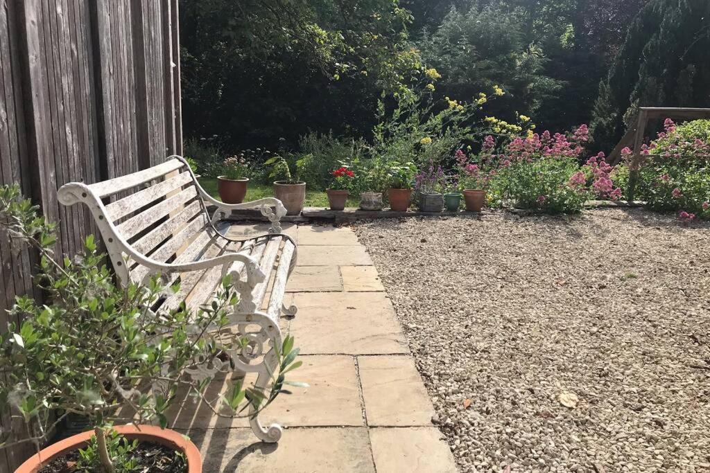 Garden Hideaway, Self-Contained, Edge Of Bath Διαμέρισμα Εξωτερικό φωτογραφία