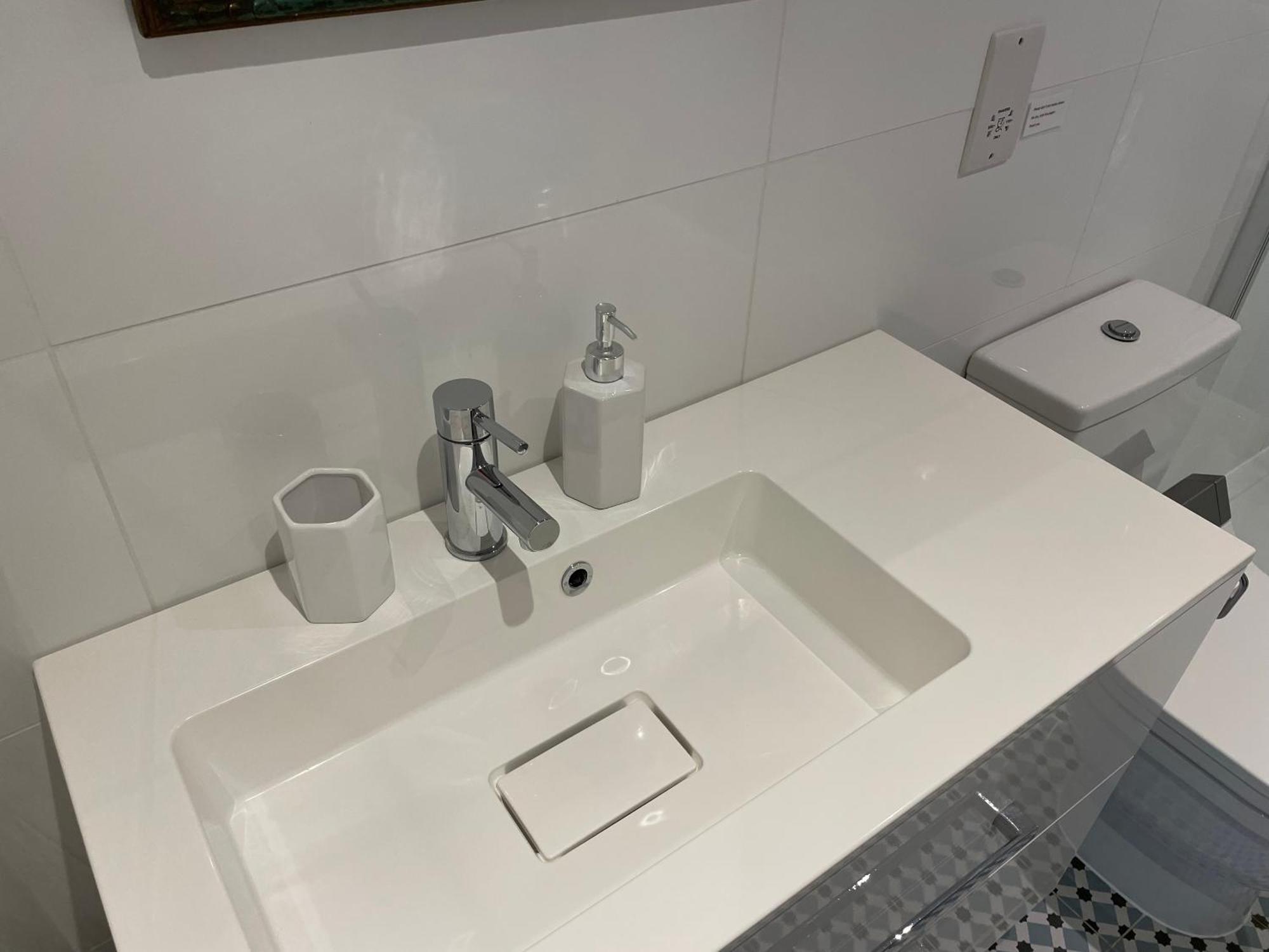 Garden Hideaway, Self-Contained, Edge Of Bath Διαμέρισμα Εξωτερικό φωτογραφία