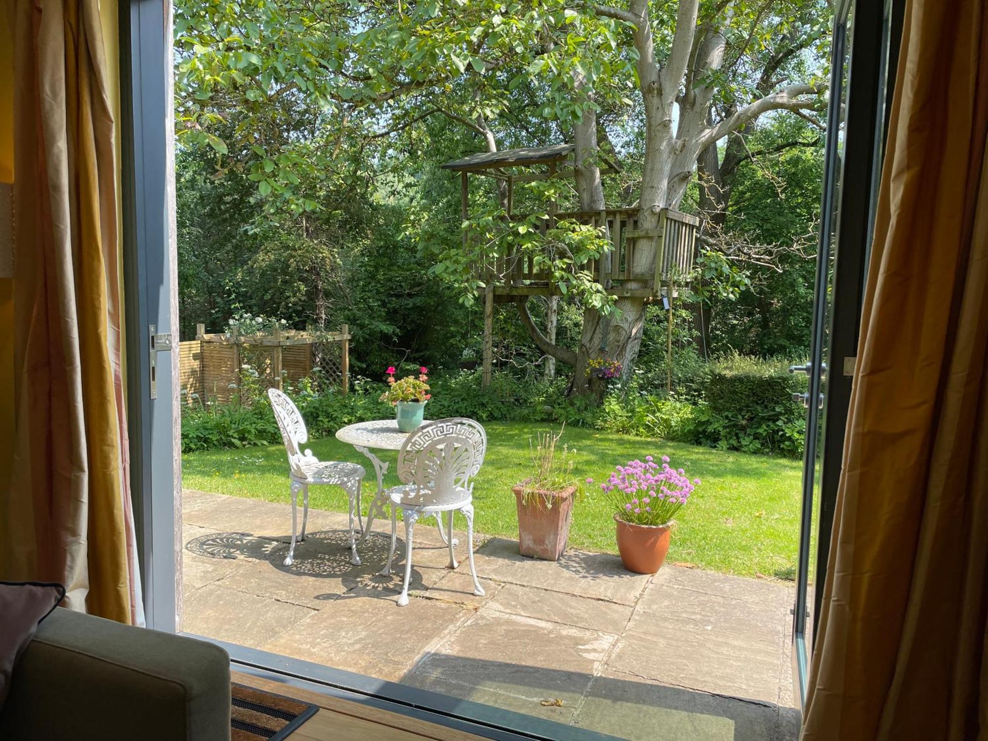 Garden Hideaway, Self-Contained, Edge Of Bath Διαμέρισμα Εξωτερικό φωτογραφία